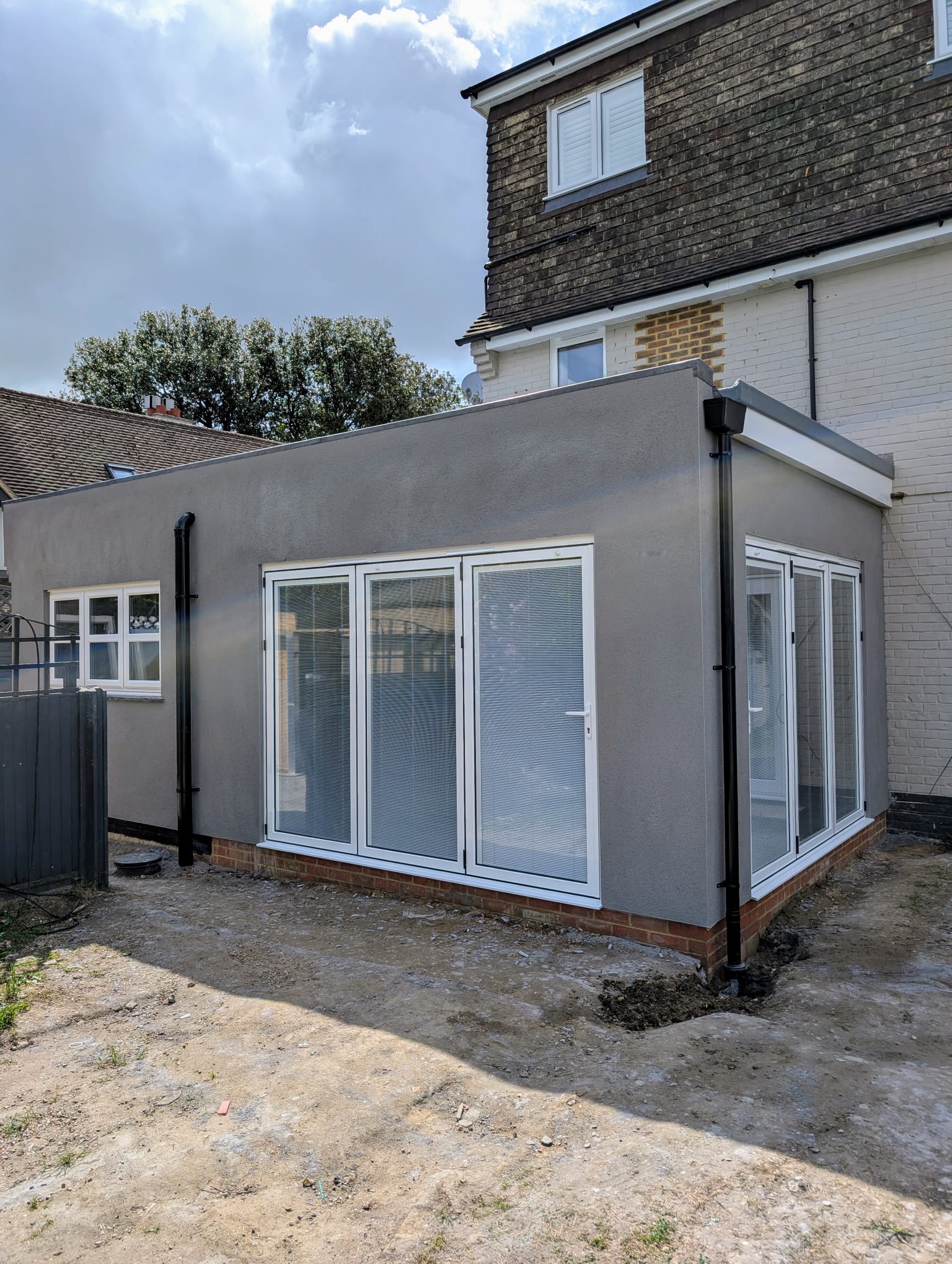 WhatsApp Image 2025-05-28 at 20.42.33 (1)