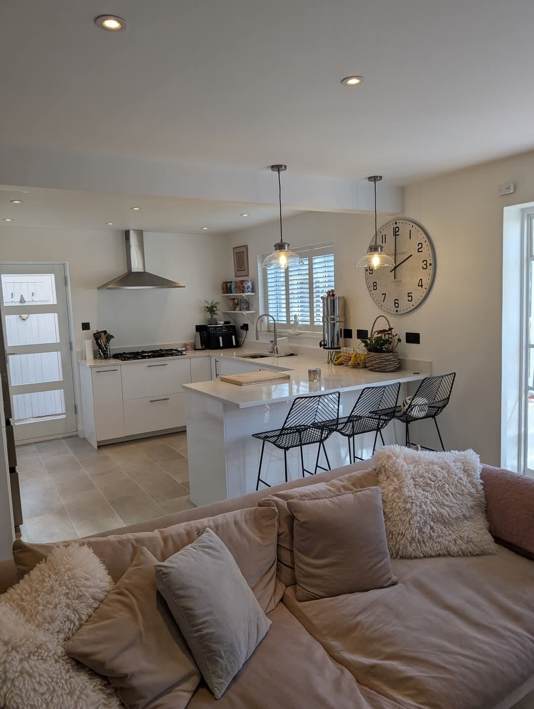 WhatsApp Image 2025-06-01 at 11.28.37 (1)